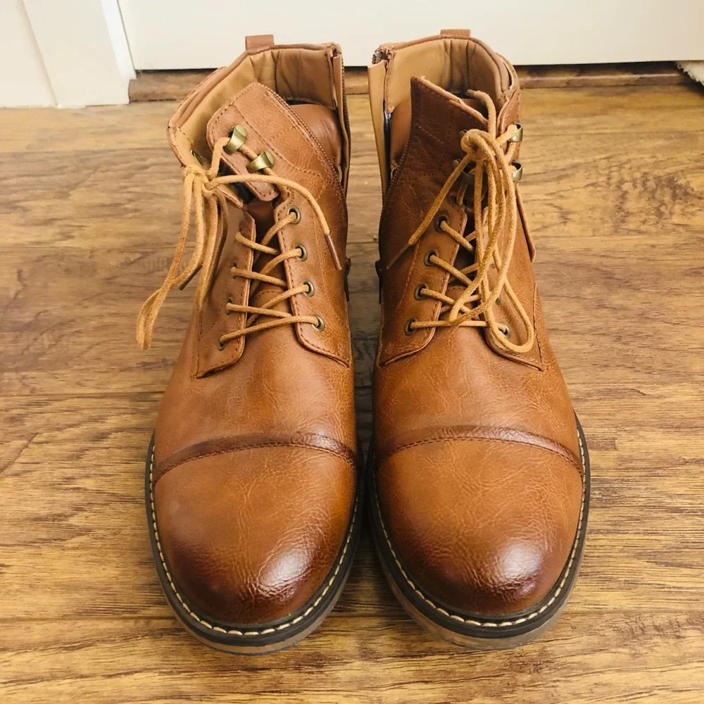 Men's Tan Lace-Up Leather Boots